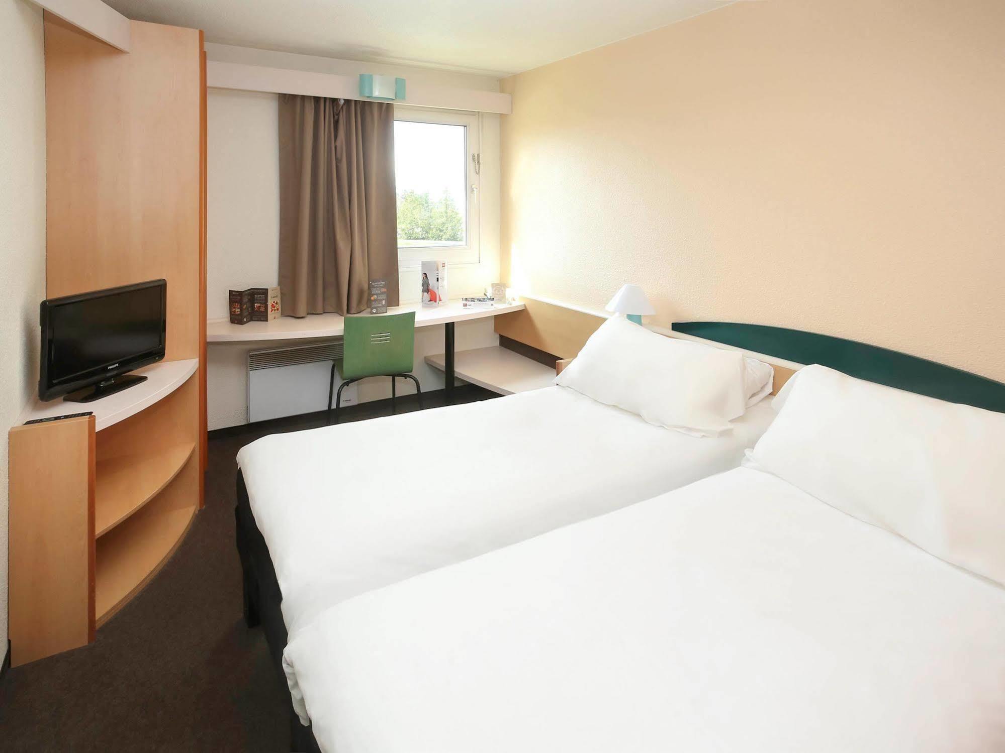Ibis Auxerre Sud Hotel Venoy Exterior foto